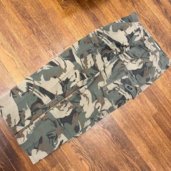 Wrangler Camo Carpenter Pants (34x32) (New) - Picture 4 of 5
